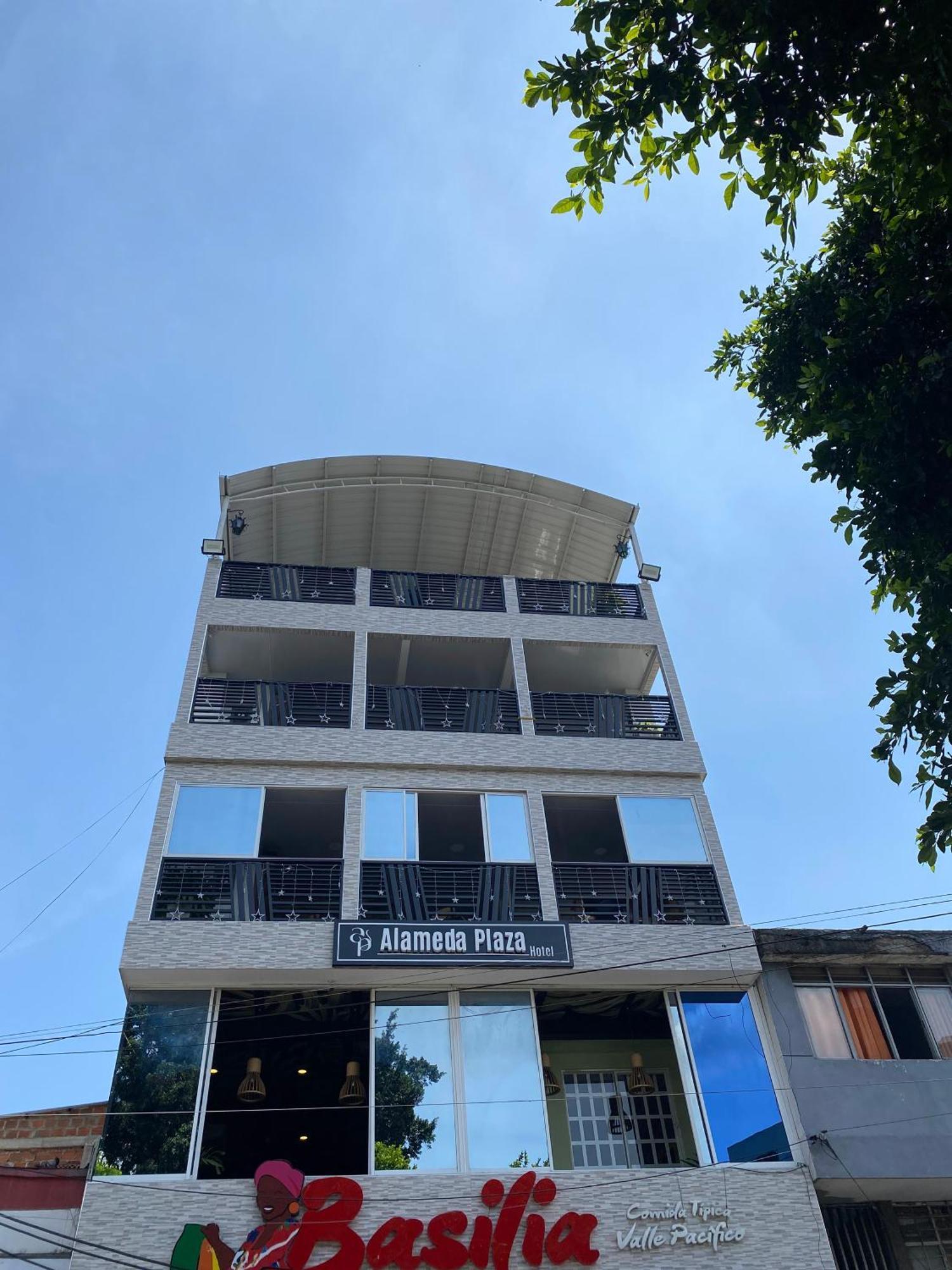 Alameda Plaza Hotel